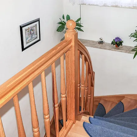 3 Bedroom Lovely In * Schnett